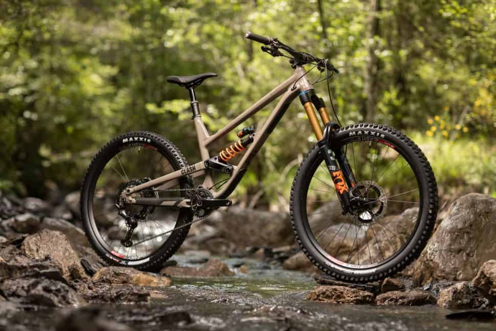 Commencal on sale clash signature