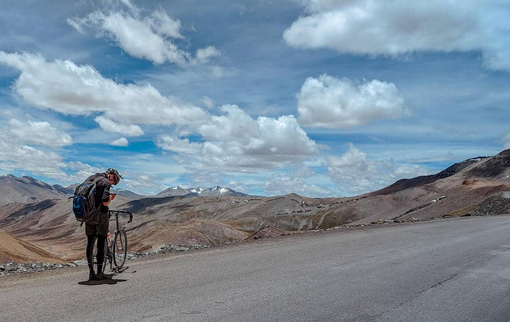 gravel-bike-riding