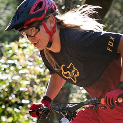 trail-mountain-bike-helmet