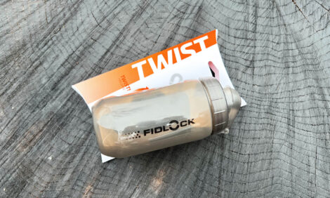 Review: FIDLOCK – The Best Magnetic Water Bottle For MTB